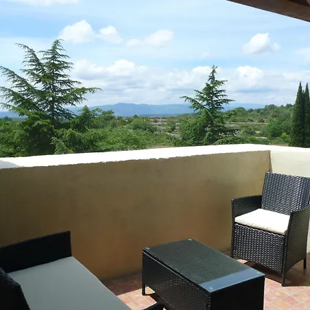 De Charme La Feniere 100m2, 3 Chambres, Clim, Piscine Chauffee